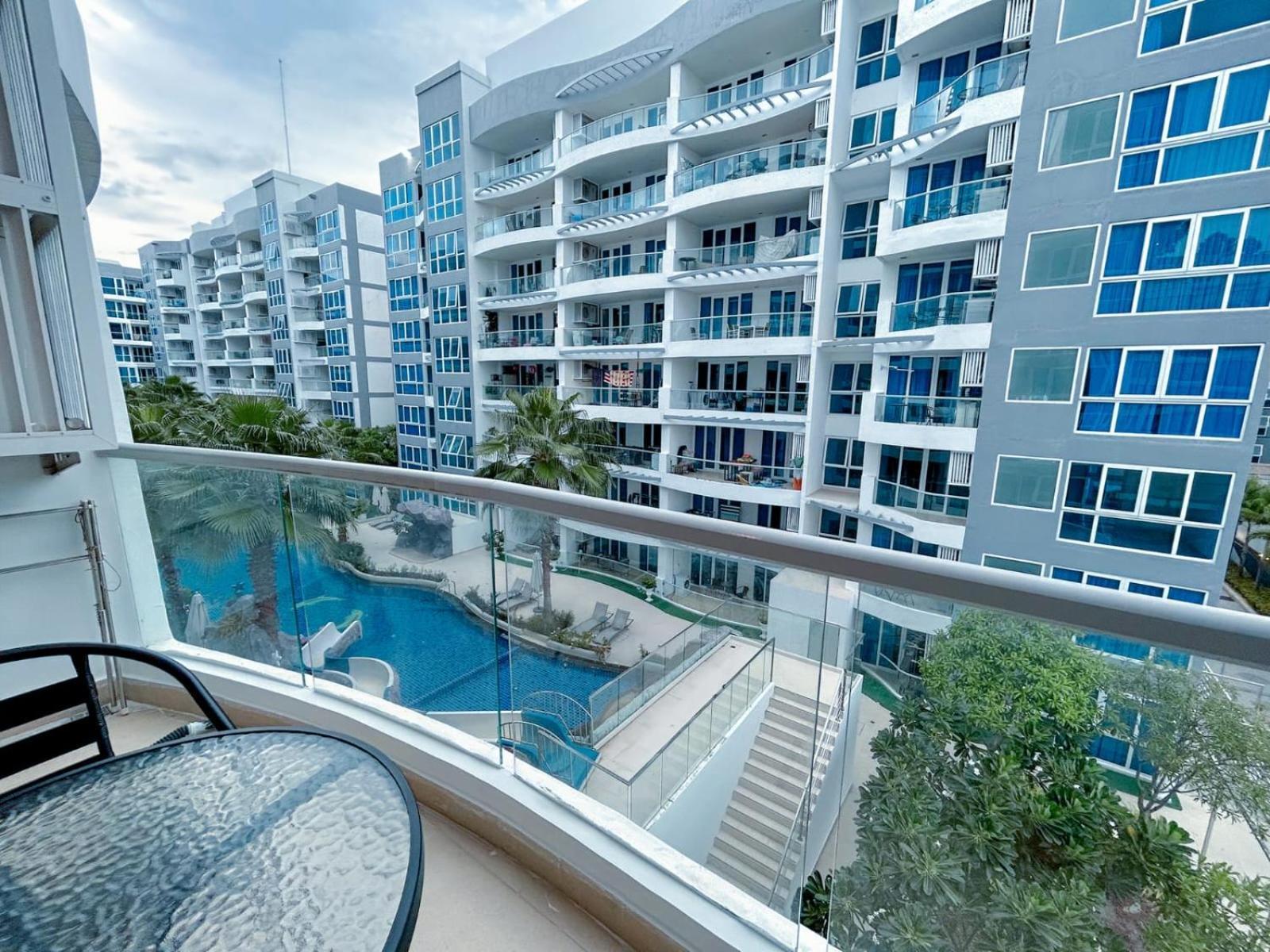 Grand Avenue Residence Condominium Pattaja Kültér fotó