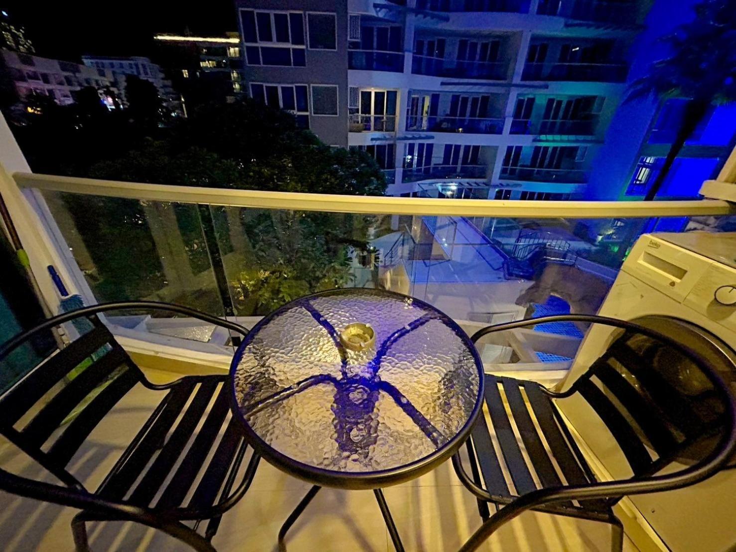 Grand Avenue Residence Condominium Pattaja Kültér fotó